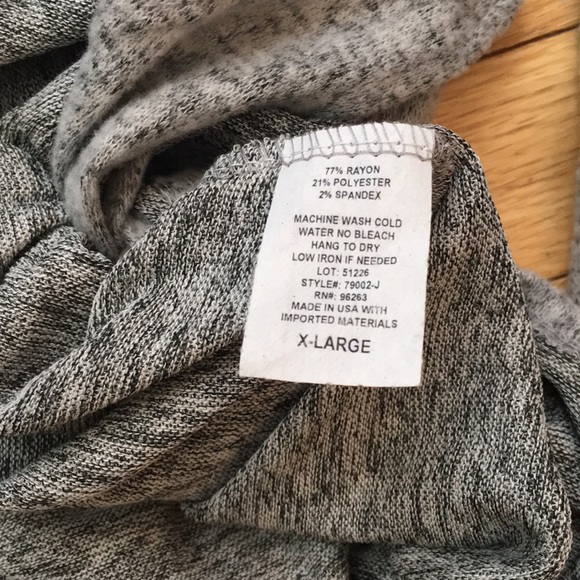 Olivia Rae size knot Top Sweater XL - Picture 8 of 9